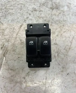Hyundai i10 Electric window control switch 202007107
