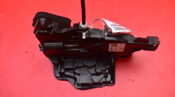 Skoda Fabia Mk1 (6Y) Rear door lock 10A839016B