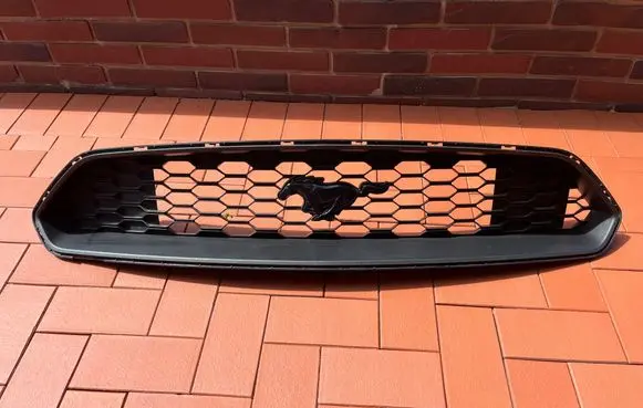 Ford Mustang VI Front bumper upper radiator grill JR3B8200ACW FR3B8150ADW FR3B-8150-ADW