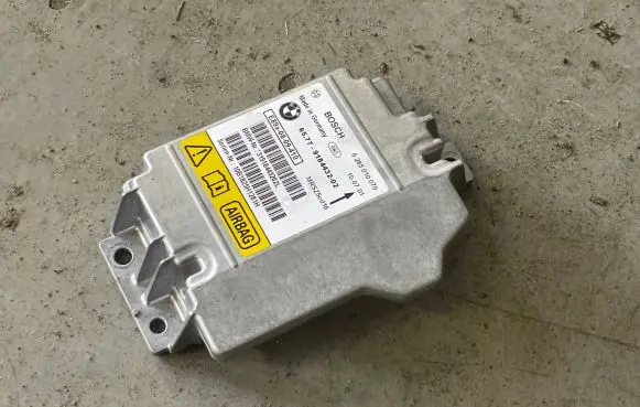 BMW 1 E82 E88 Airbag control unit/module 9184432 31918443202L 0285010070