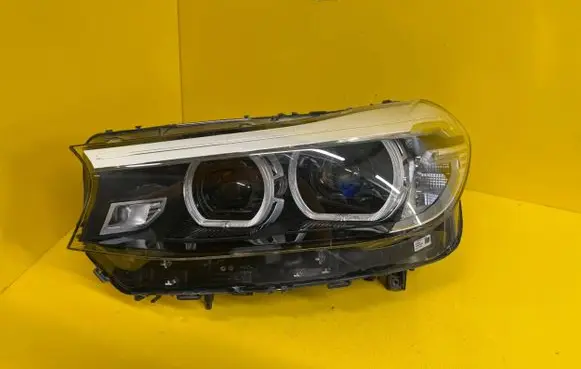 BMW 6 G32 Gran Turismo Headlight/headlamp 7496433-02