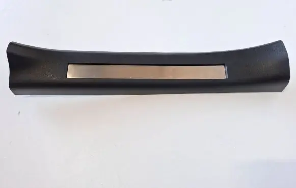 Lexus RX 450H Rear sill trim cover 6793048090