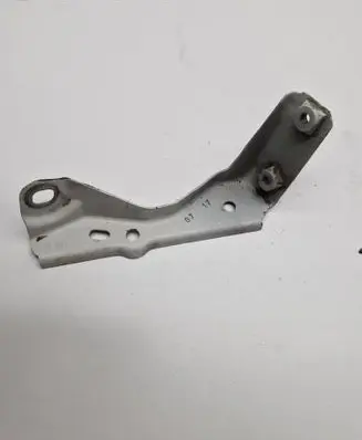 BMW X1 F48 F49 Fender mounting bracket 7392803 739280307