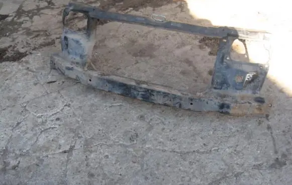 Volkswagen Transporter - Caravelle T4 Radiator support slam panel