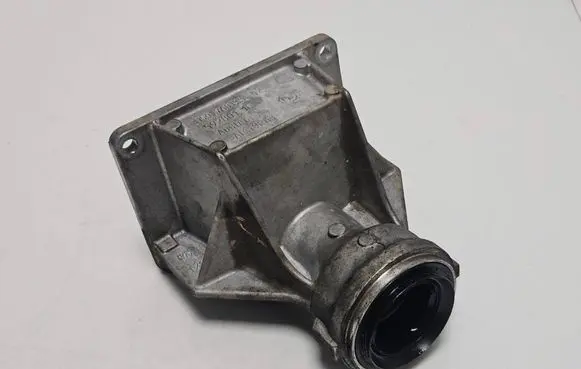 BMW X3 F25 Driveshaft support bearing bracket 7601996 59280110 ALS19CD3