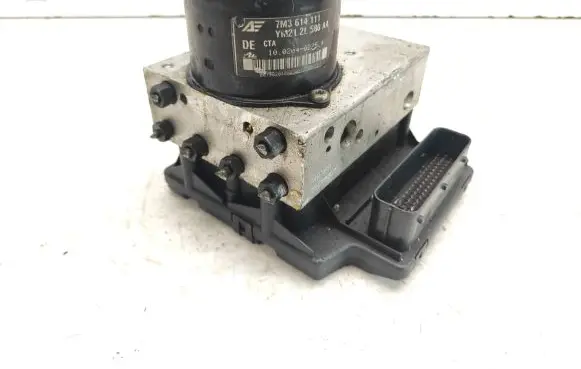 Ford Galaxy ABS Pump 7M3614111 YM212L580AA 7M3907379B