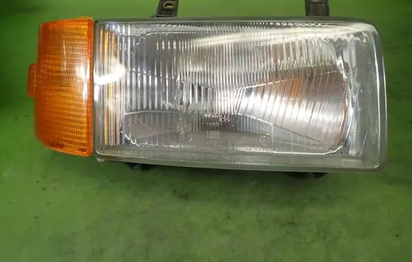 Volkswagen Transporter - Caravelle T4 Headlight/headlamp 0244438