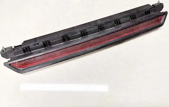 Volkswagen PASSAT B5 Third/center stoplight 3b9945097a