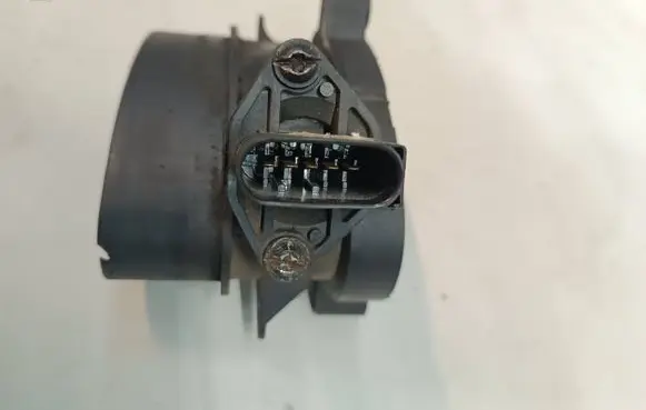 BMW X5 E53 Mass air flow meter 77870760