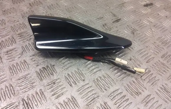 Mitsubishi Outlander Aerial GPS antenna 