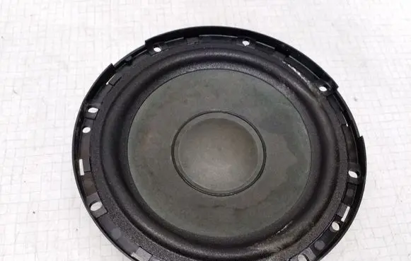 Renault Laguna I Front door speaker 7700424533 M3508801