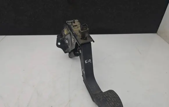 Mercedes-Benz Sprinter W906 Clutch pedal 1036776