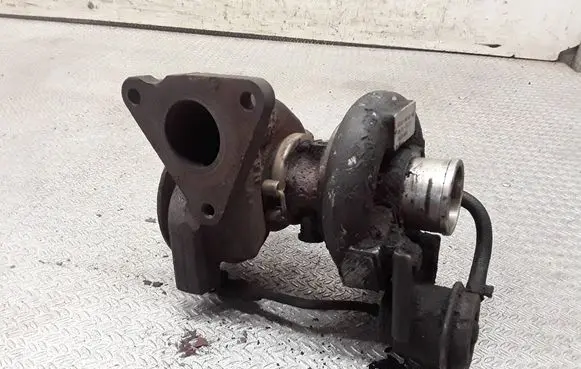 Peugeot Boxer Turbo 6U3Q6K682AE 4913105210 6431600
