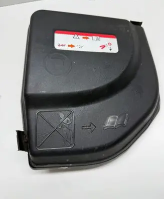 Peugeot 3008 I Fuse box cover 9658418180