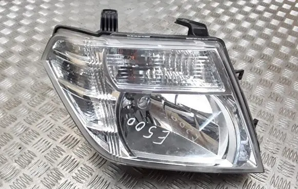 Nissan Navara Headlight/headlamp 260105x00b