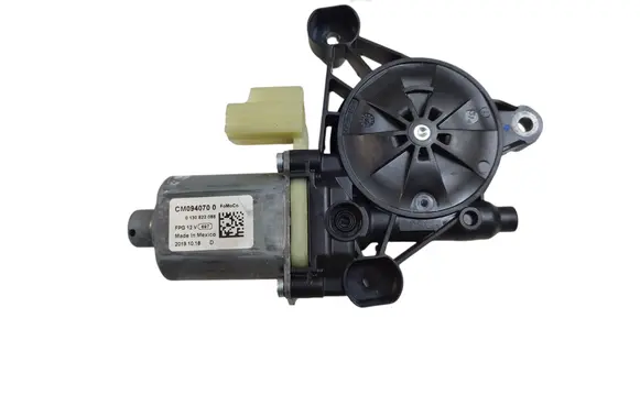 Ford Escape IV Front door window regulator motor CM094070 0130822088