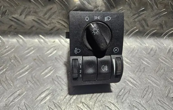 Opel Zafira A Light switch 09133250 09138348
