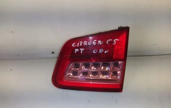 Citroen C5 Tailgate rear/tail lights