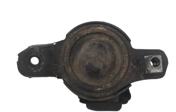 Subaru Ascent Engine mount bracket 