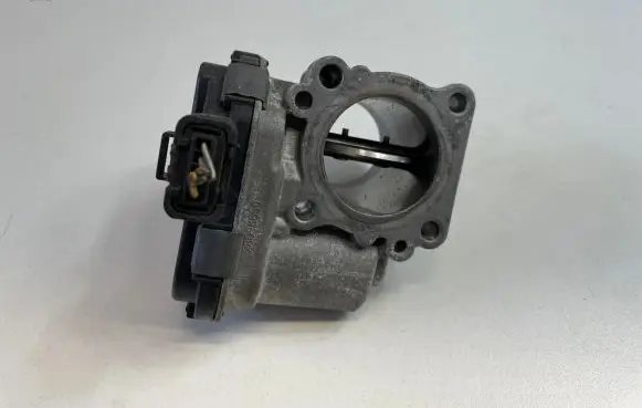 Ford Focus Throttle valve 9673534480