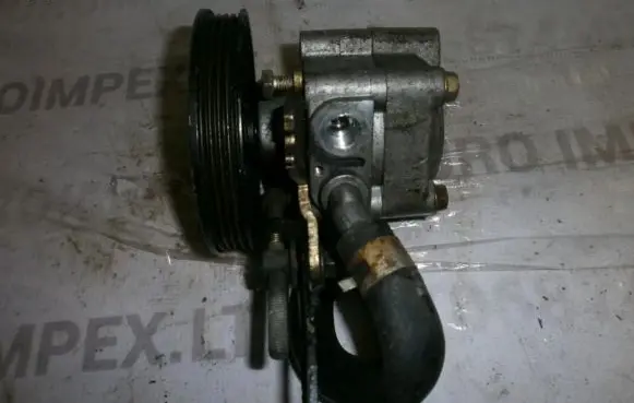 Nissan Almera Power steering pump