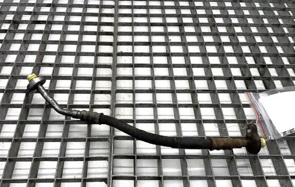 Volvo V70 Air conditioning (A/C) pipe/hose