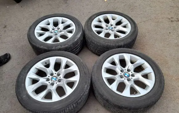 BMW X5 E70 R19 alloy rim 6788007