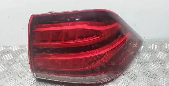 Rear/tail lights