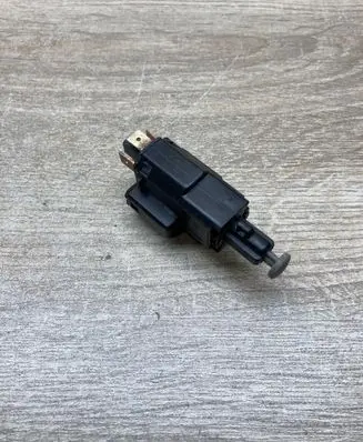 Opel Astra G Brake pedal sensor switch 09132299 09175172