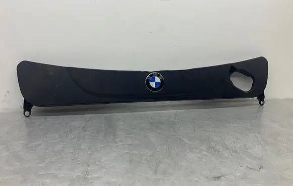 BMW 5 E60 E61 Engine cover (trim) 7801282