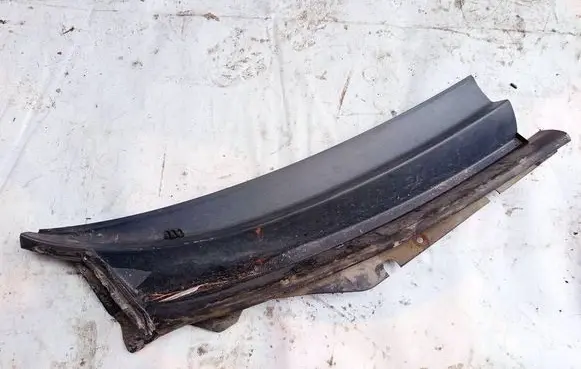 Ford Mondeo Mk III Wiper trim 1S71F02216AK