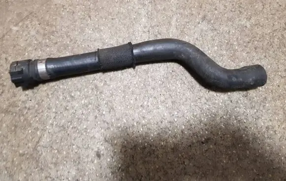 BMW 5 E39 Engine coolant pipe/hose 11532247820