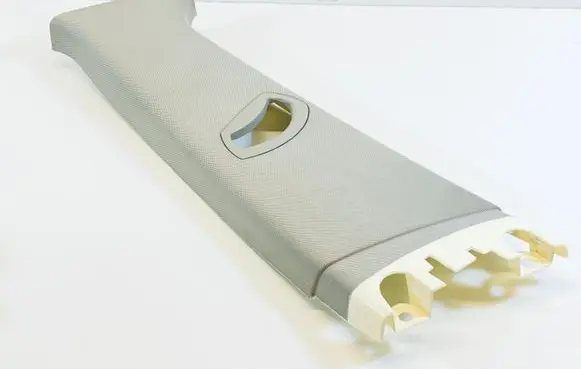 BMW X3 E83 (B) pillar trim (top) 3330445