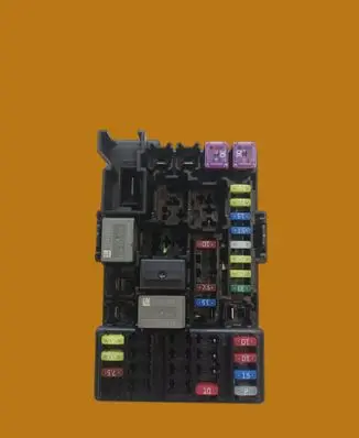 Opel Corsa E Fuse box set 2B0Z4010F