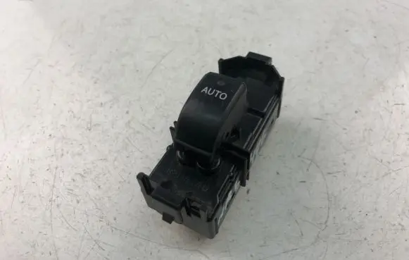 Lexus RX 450H Electric window control switch 8403048070