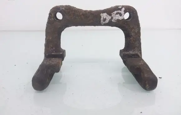 Volkswagen Golf V Brake caliper pad carrier rear 