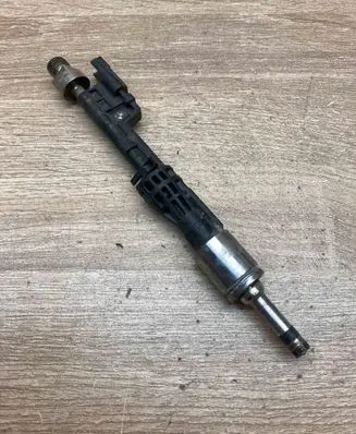 BMW X5 E70 Fuel injector 0261500109 1364759787005 06050249