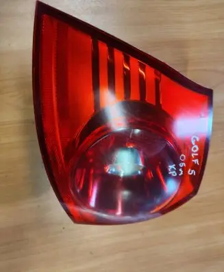 Volkswagen Golf V Rear/tail lights 4VFX13405AA