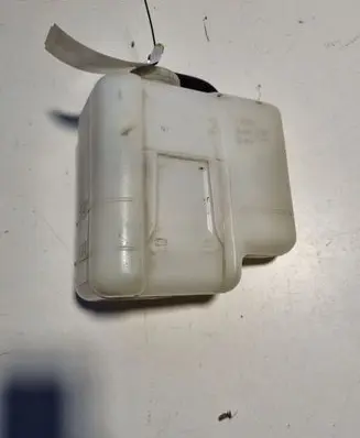 Coolant expansion tank/reservoir