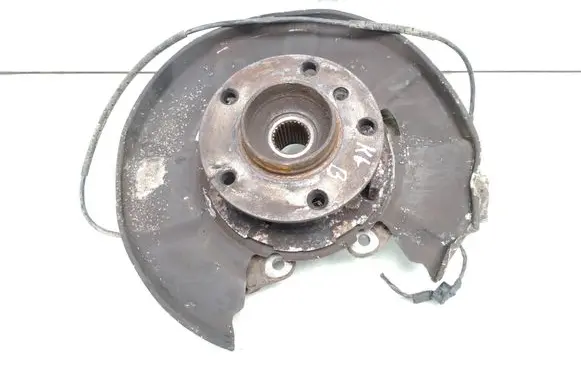 BMW 1 E81 E87 Rear wheel hub spindle/knuckle 2999958 70660115