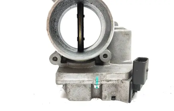 Audi A5 8T 8F Throttle valve