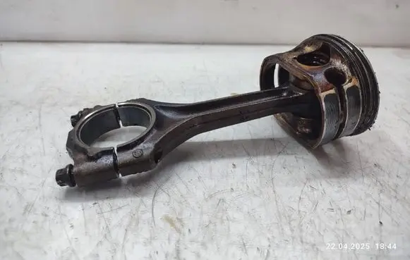 BMW 5 E60 E61 Piston with connecting rod