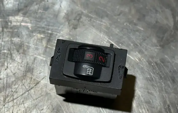 Peugeot 508 Seat heating switch 98019841ZD