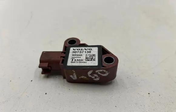Volvo V50 Airbag deployment crash/impact sensor 8840A6 30737138 MRSA5