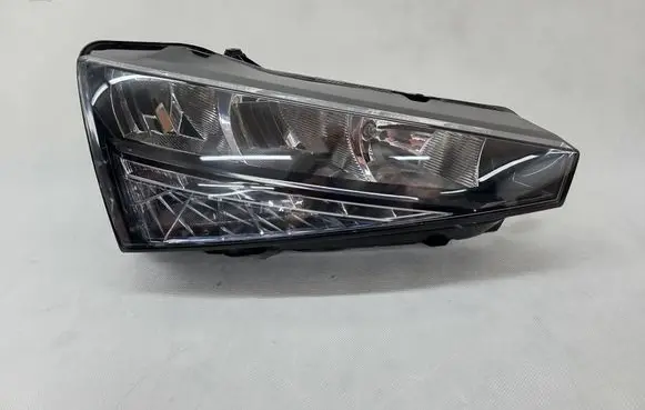 Skoda Scala Headlight/headlamp 657941016