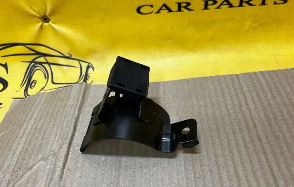Ford Kuga III Fuel filter bracket/mount holder JX619N101DF