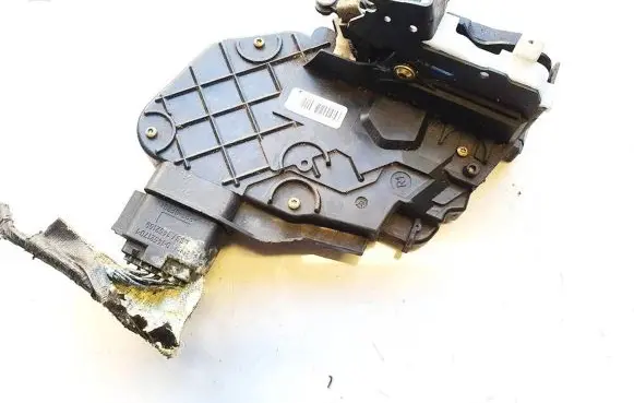 Ford Focus C-MAX Front door lock r21812mp