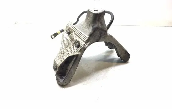 Audi A4 S4 B8 8K Engine mounting bracket K3796