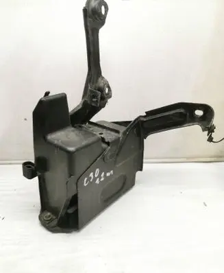 Battery bracket