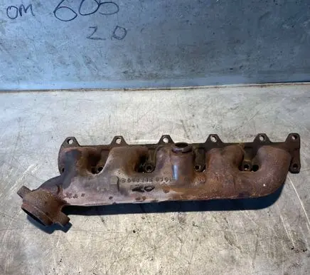 Mercedes-Benz E W124 Exhaust manifold 6051420801